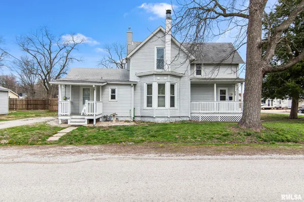 $57,000 | 419 South 5th Street, Girard, IL 62640