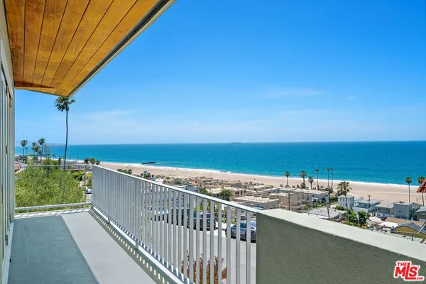 $10,900 | 7008 Vista Del Mar Lane, Playa del Rey, CA 90293