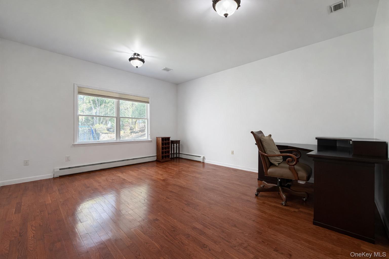 12 Fortune Way Suffern, NY 10901 - Photo 11 of 27
