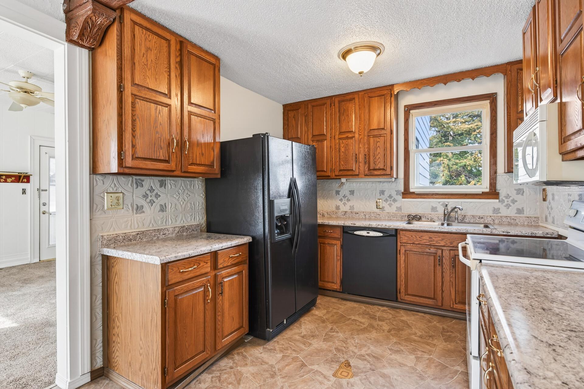 510 5th Street Northwest Faribault, MN 55021 - Photo 7 of 32