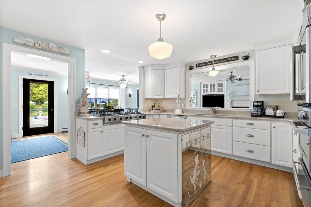 164 Wapping Road Kingston, MA 02364 - Photo 7 of 40 Gallery Image 7