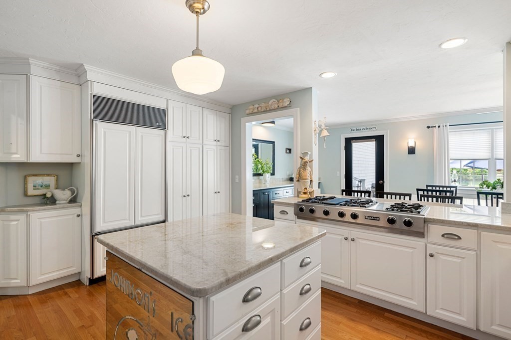 164 Wapping Road Kingston, MA 02364 - Photo 9 of 40 Gallery Image 9
