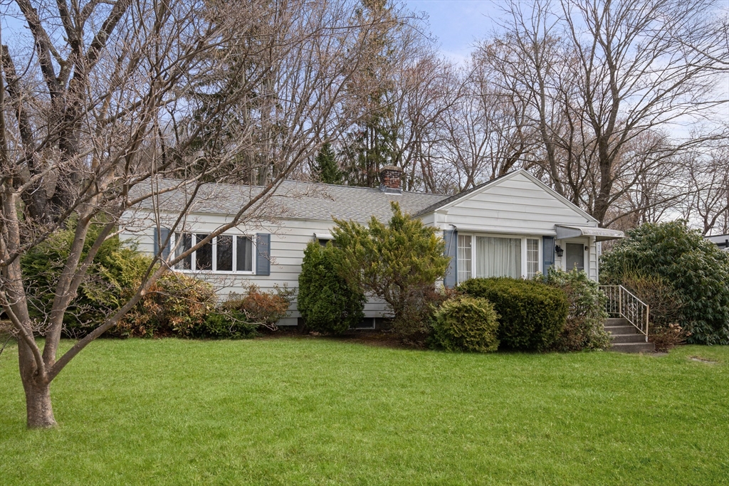 165 South Flagg Street Worcester, MA 01602 - Photo 1 of 29