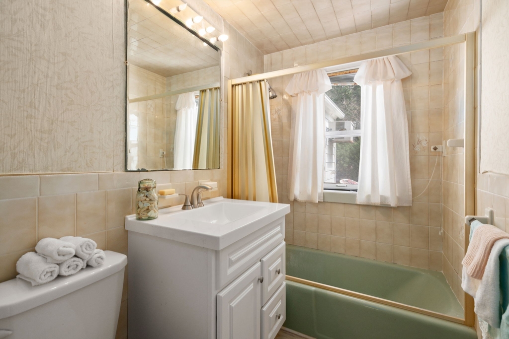 165 South Flagg Street Worcester, MA 01602 - Photo 21 of 29