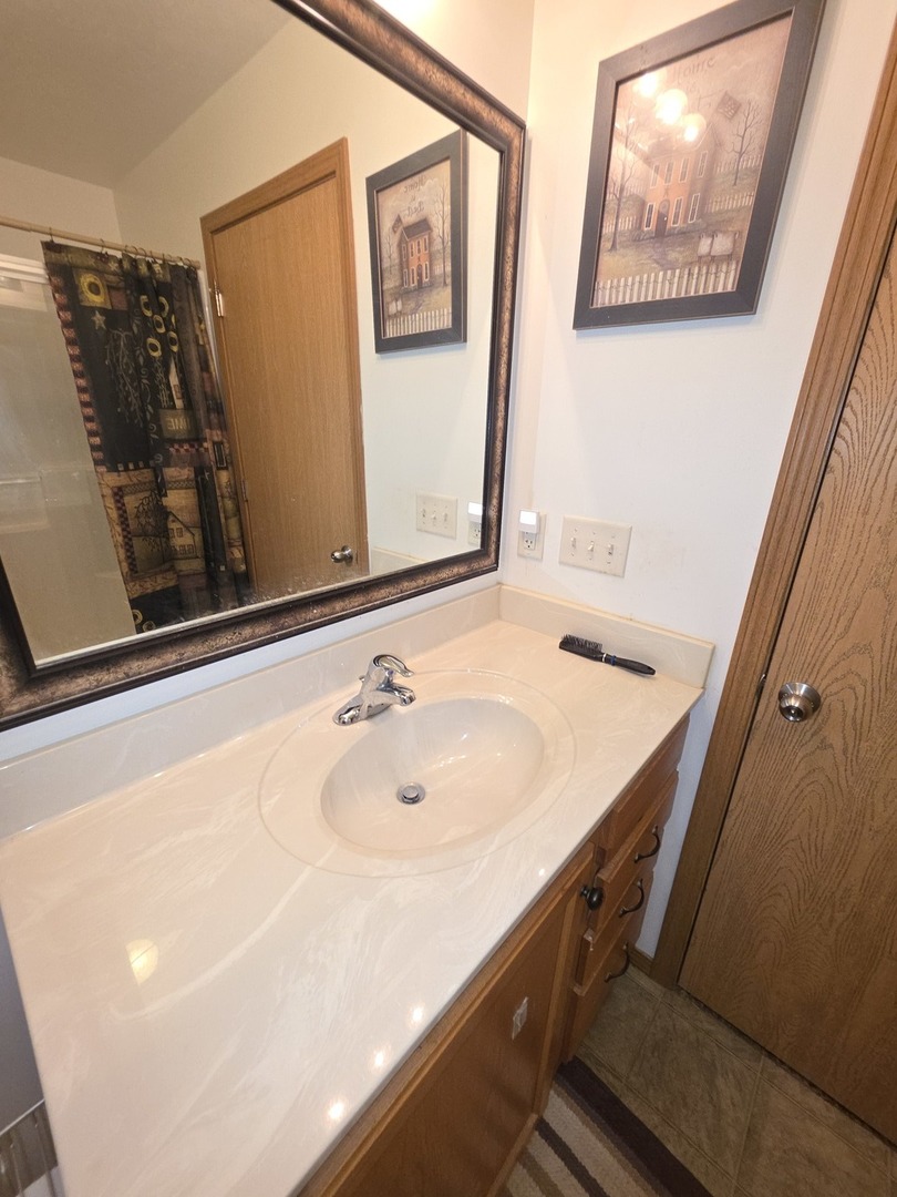 201 3rd Street Clay City, IL 62824 - Photo 51 of 92
