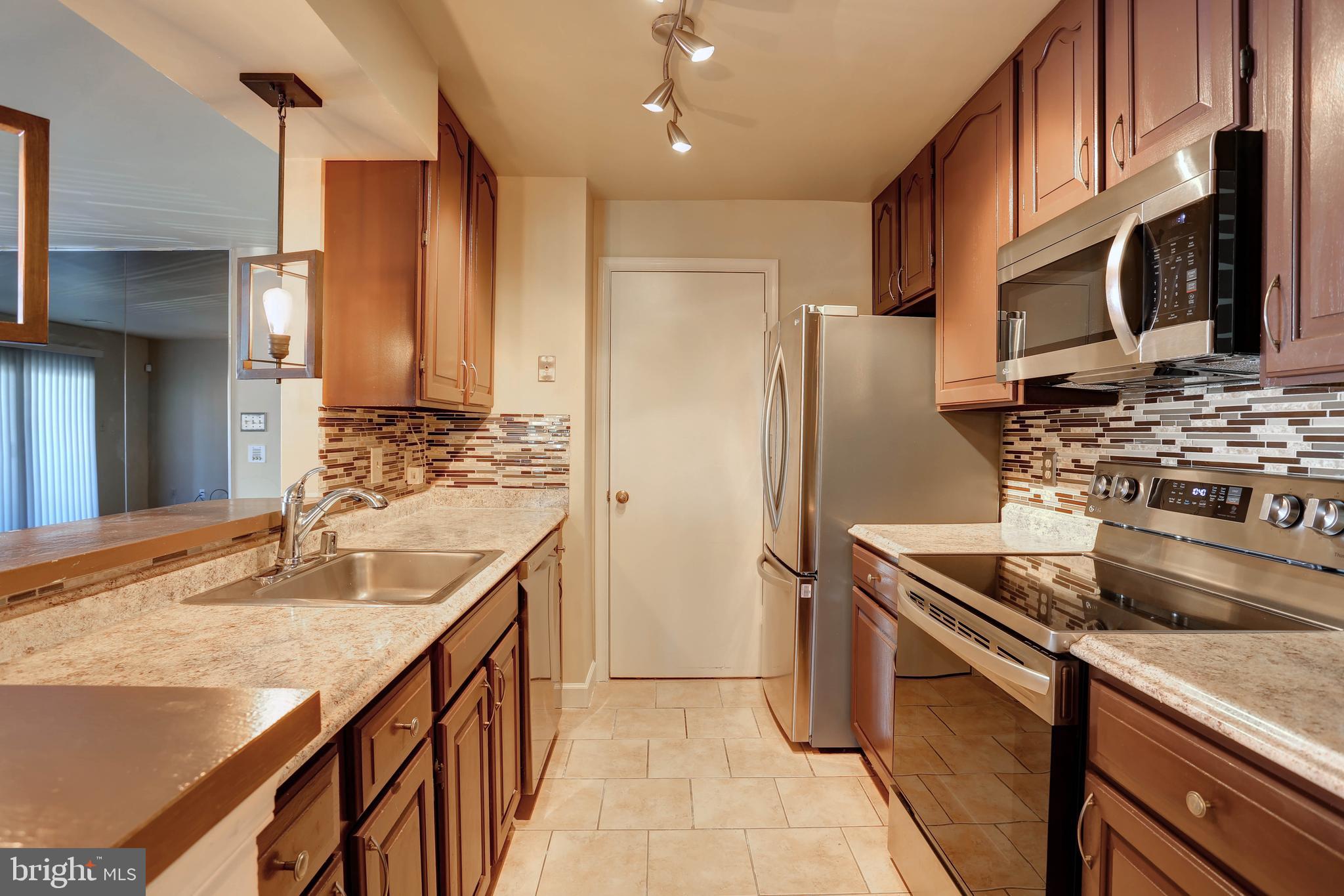 13609 Sir Thomas Way, Unit 1C24 Silver Spring, MD 20904 - Photo 5 of 30