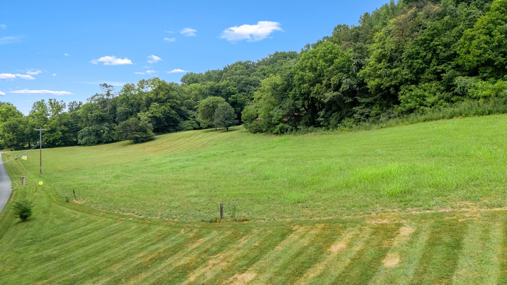 0 Cascade Hollow Road Normandy, TN 37360 - Photo 4 of 25 a view of a big yard with green space