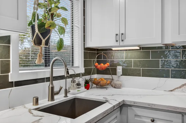 $305,000 | 5226 Hemlock Street, Unit 5, Sacramento, CA 95841