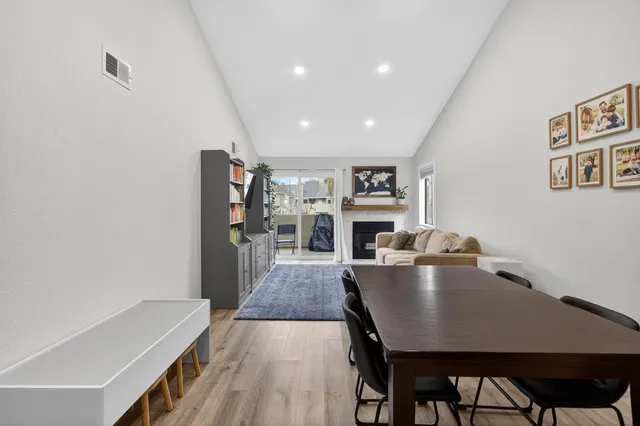 $305,000 | 5226 Hemlock Street, Unit 5, Sacramento, CA 95841