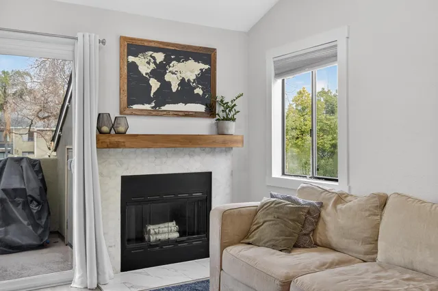 $305,000 | 5226 Hemlock Street, Unit 5, Sacramento, CA 95841