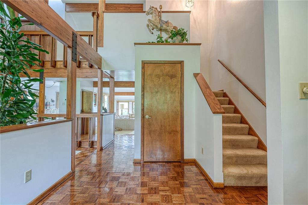 1940 Bakerstown Road Tarentum, PA 15084 - Photo 2 of 25