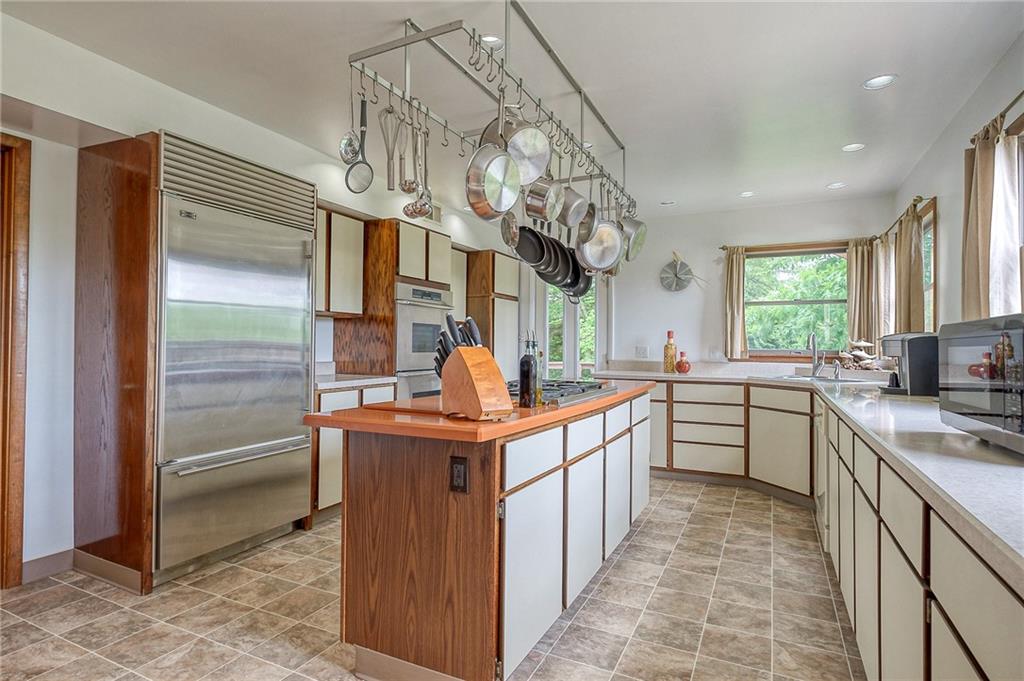 1940 Bakerstown Road Tarentum, PA 15084 - Photo 8 of 25