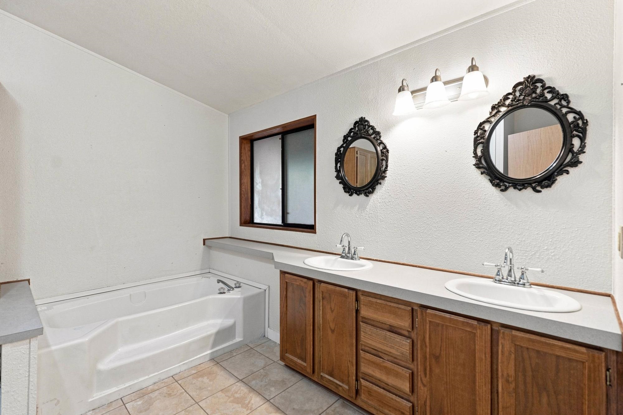 17312 East Judkins Road Spokane, WA 99217 - Photo 12 of 36 Gallery Image 12