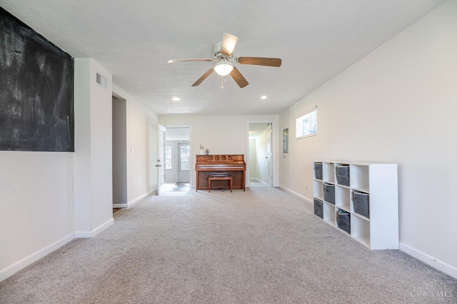 2108 East David Road Kettering, OH 45440 - Photo 23 of 43