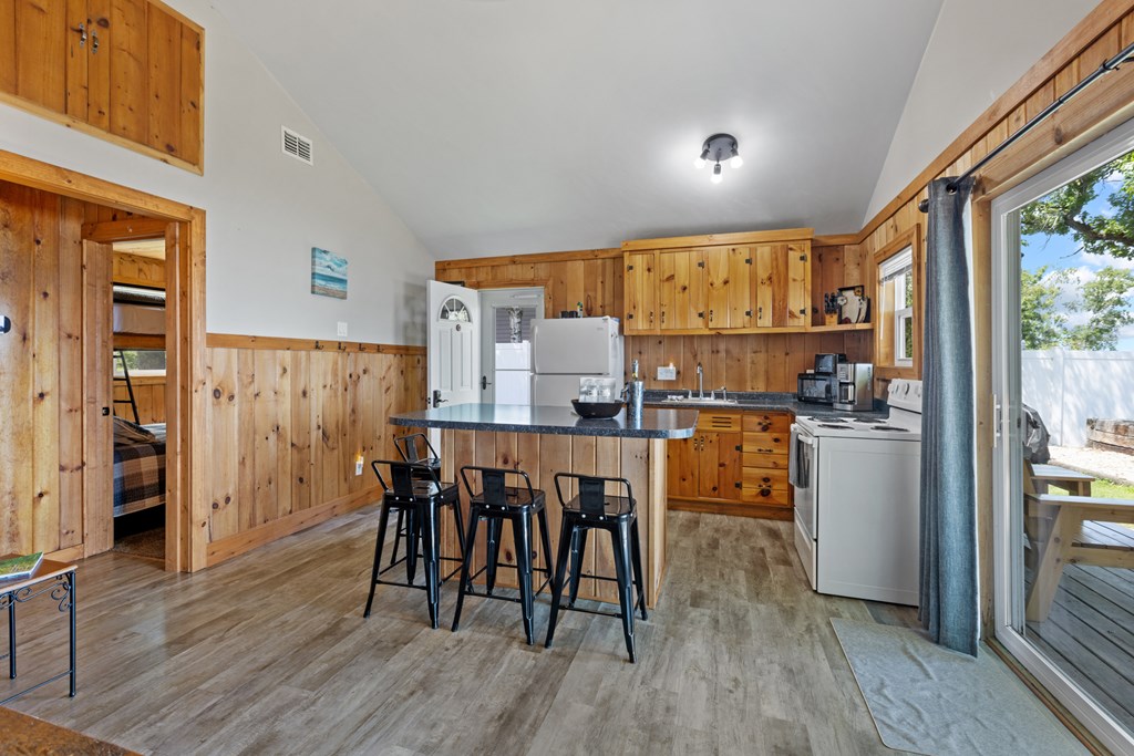 3970 Sand Bay Point Road Sturgeon Bay, WI 54235 - Photo 6 of 31 Gallery Image 6
