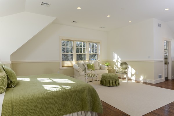 651 Old Post Road Barnstable, MA 02635 - Photo 14 of 22 a living room with furniture