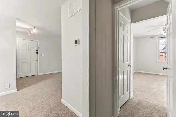 $499,000 | 3279 South Stafford Street, Unit B1, Arlington, VA 22206