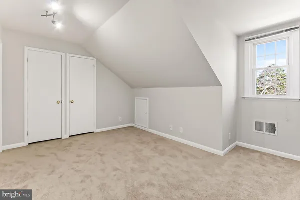 $499,000 | 3279 South Stafford Street, Unit B1, Arlington, VA 22206