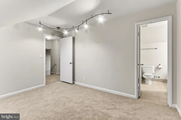 $499,000 | 3279 South Stafford Street, Unit B1, Arlington, VA 22206