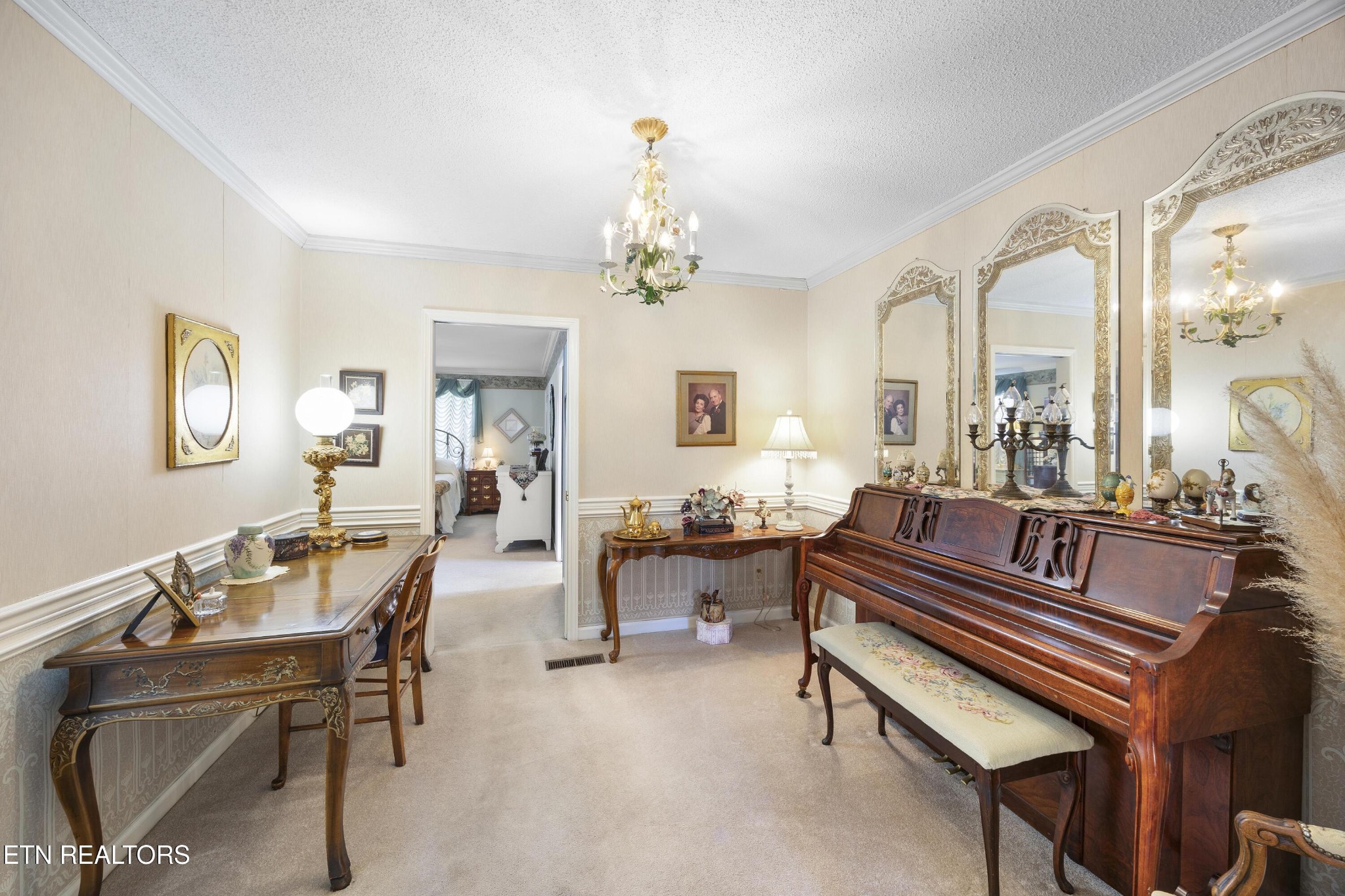 1020 Crooked Springs Road Knoxville, TN 37932 - Photo 6 of 33