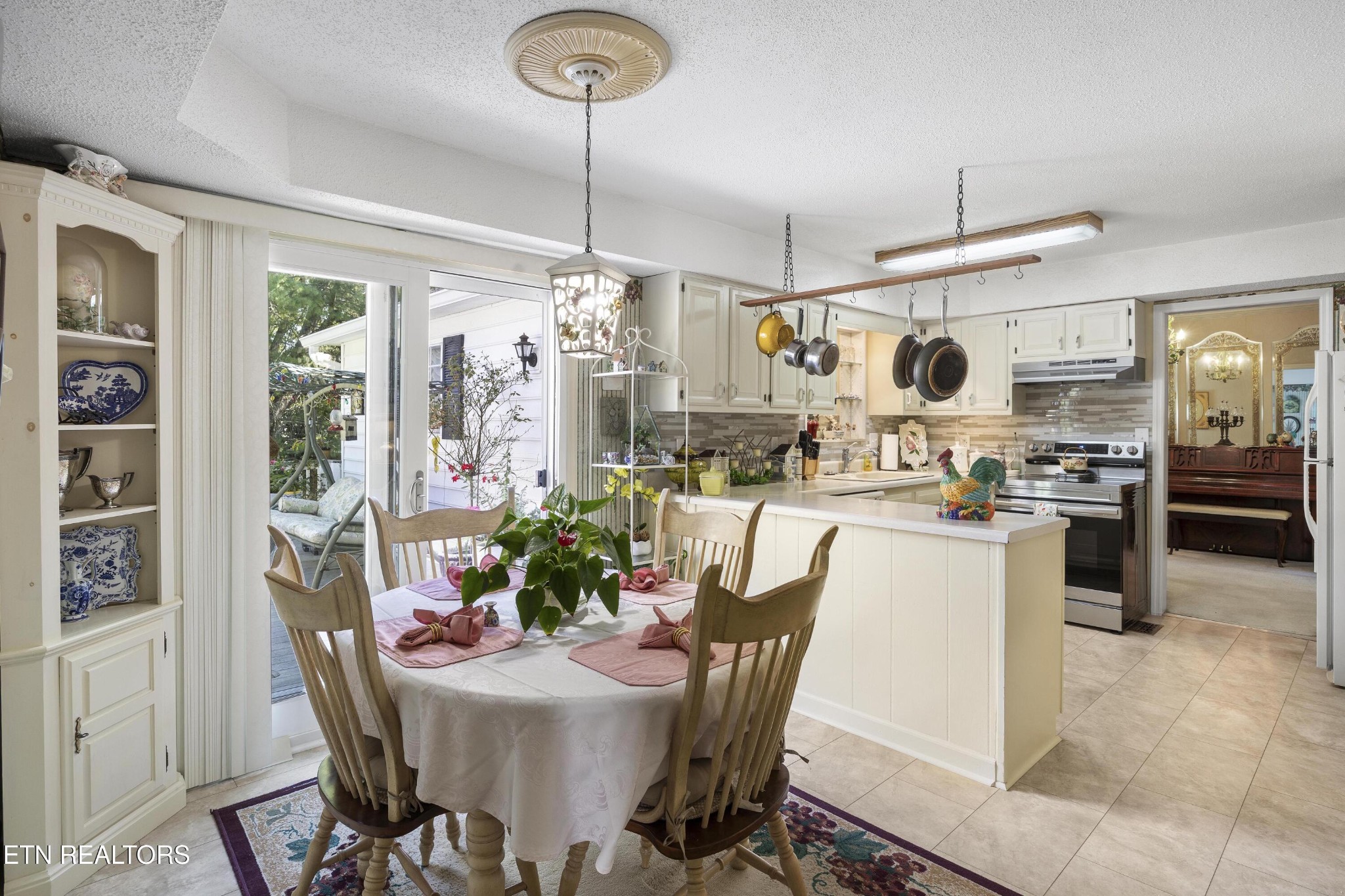 1020 Crooked Springs Road Knoxville, TN 37932 - Photo 7 of 33