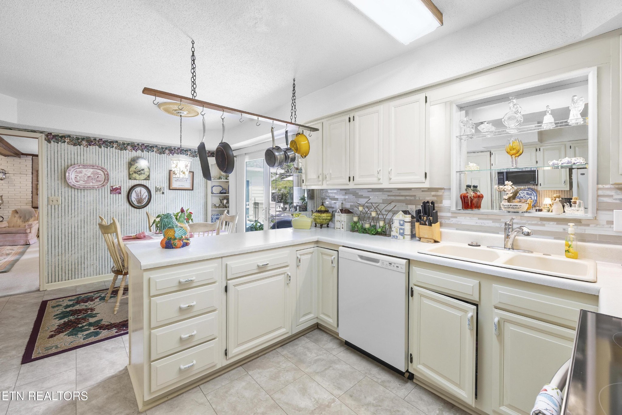 1020 Crooked Springs Road Knoxville, TN 37932 - Photo 9 of 33