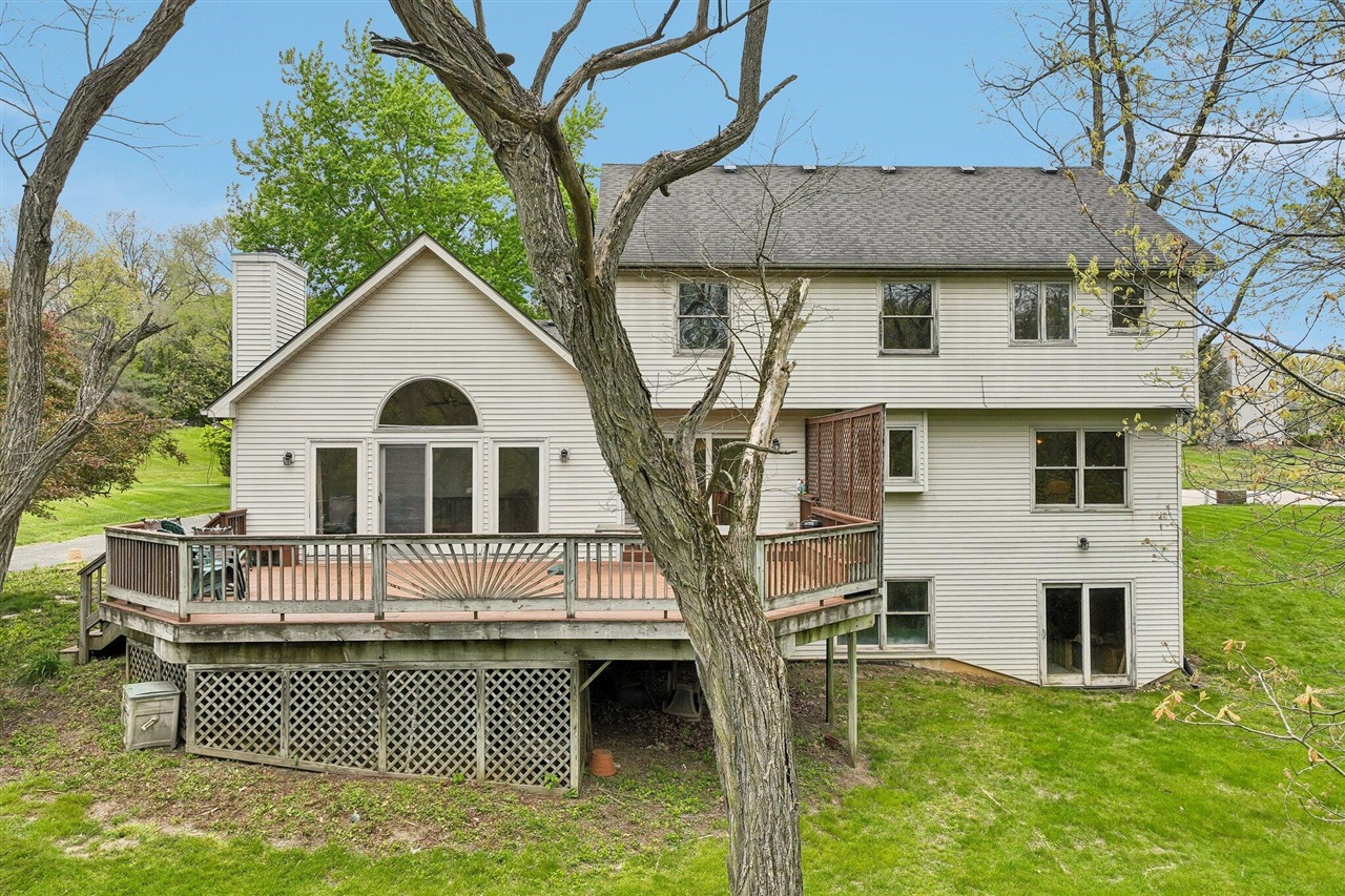 6338 Dalton Ridge Brighton, MI 48116 - Photo 32 of 48