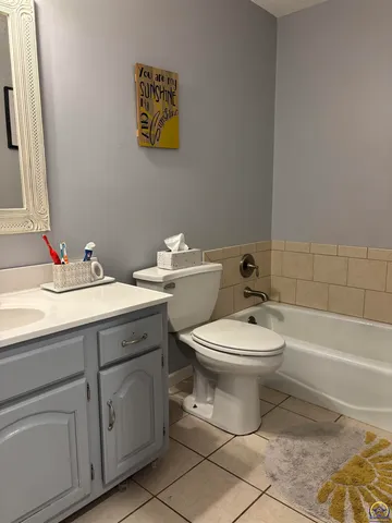 $289,900 | 1913 Meadowlark Lane, Emporia, KS 66801