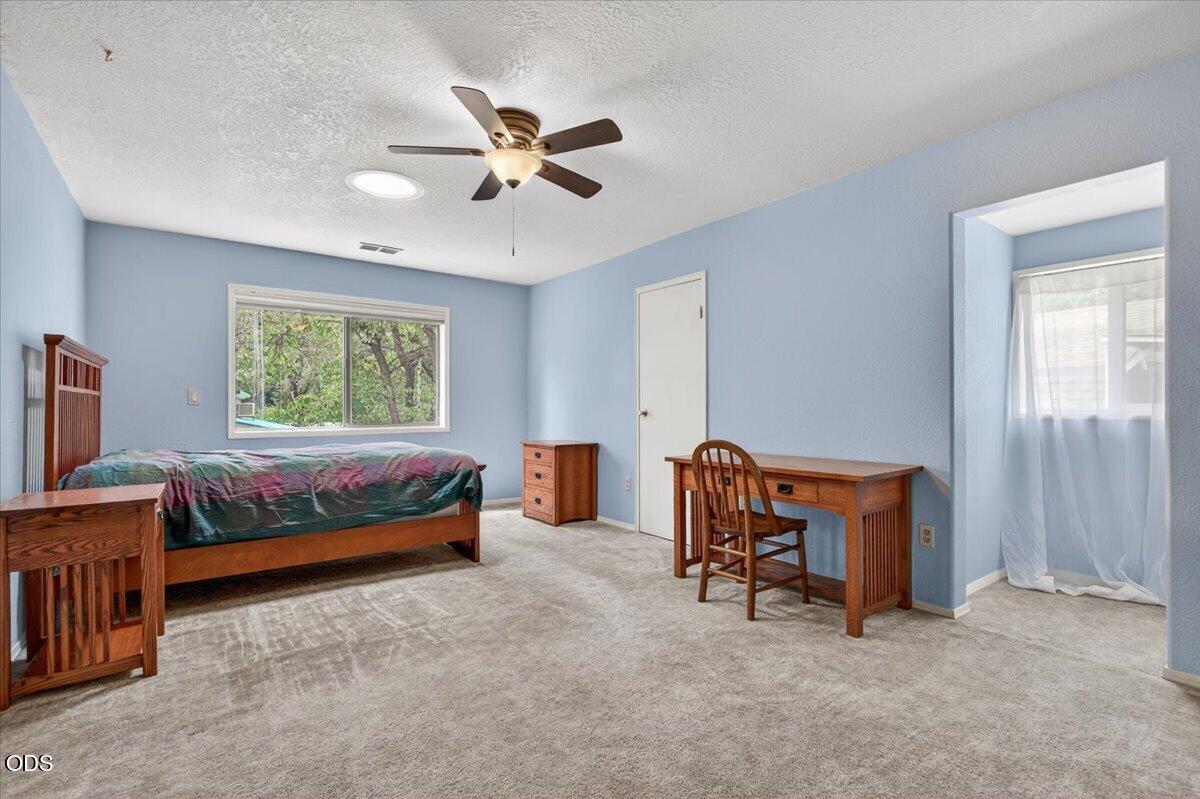 2204 Lampman Road Gold Hill, OR 97525 - Photo 24 of 54