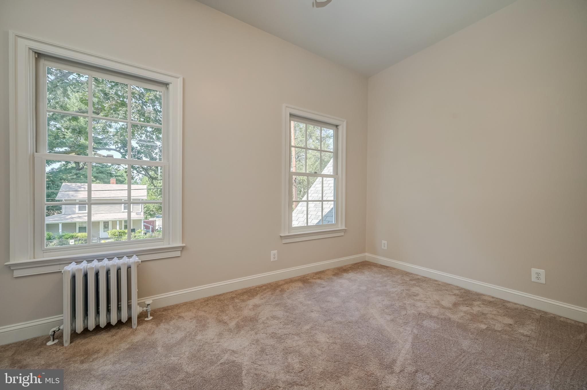 5 Lee Street Gaithersburg, MD 20877 - Photo 52 of 90 Bedroom 2 Upper Level