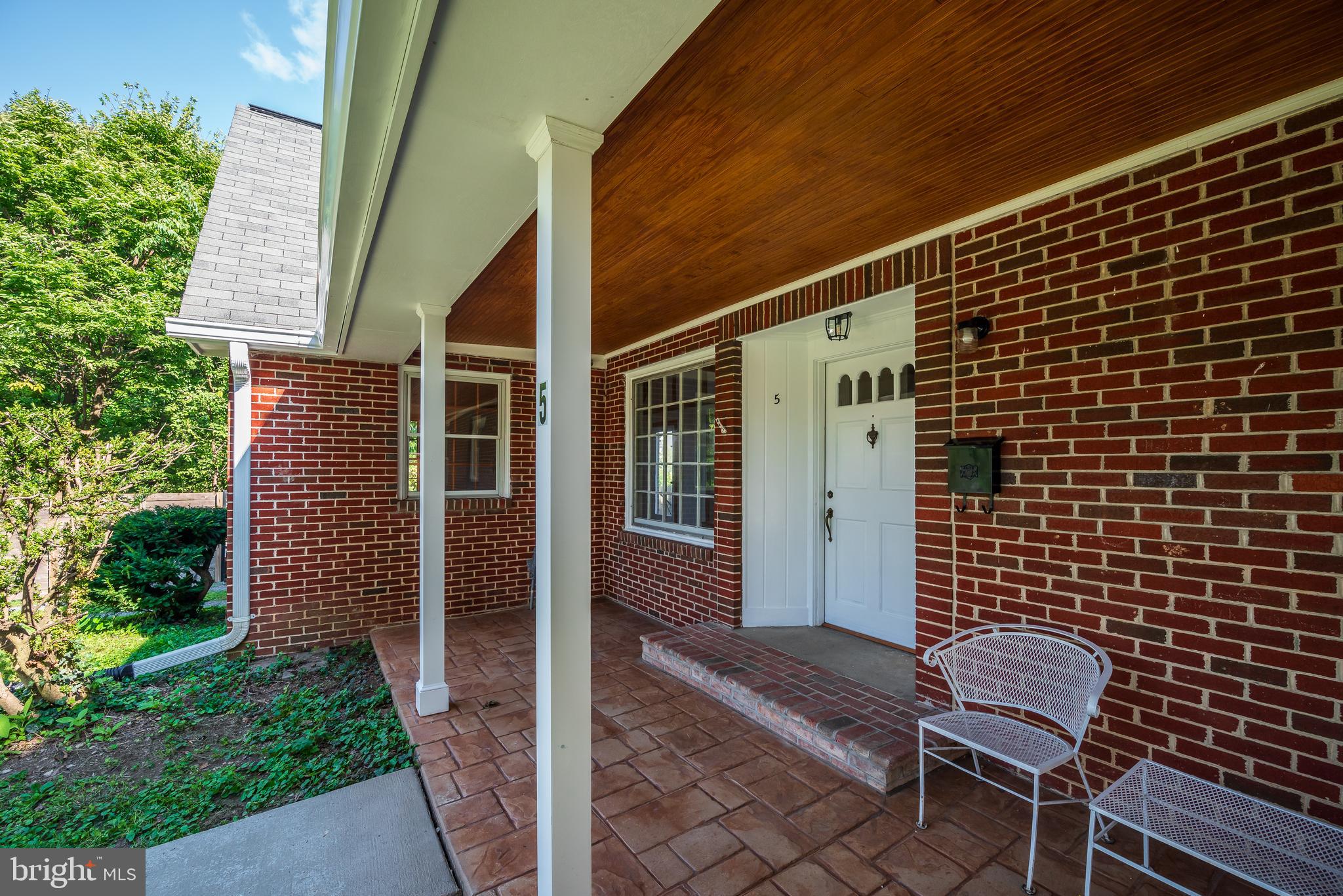 5 Lee Street Gaithersburg, MD 20877 - Photo 7 of 90 Front Porch