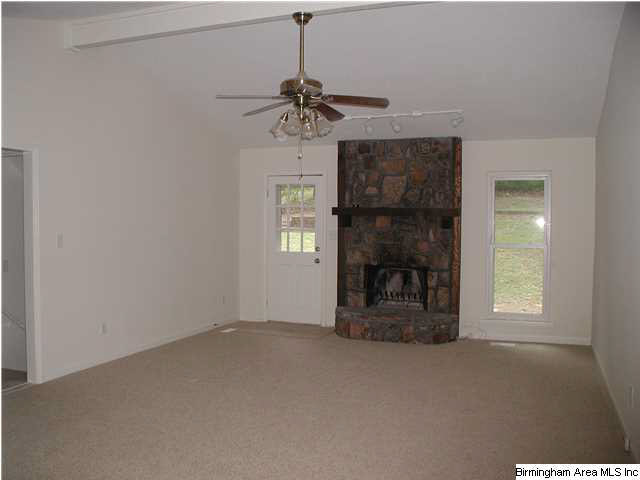 1108 Henry Drive Alabaster, AL 35007 - Photo 4 of 11