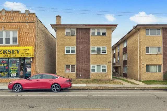 $169,200 | 5121 West Diversey Avenue, Unit 3N, Chicago, IL 60639