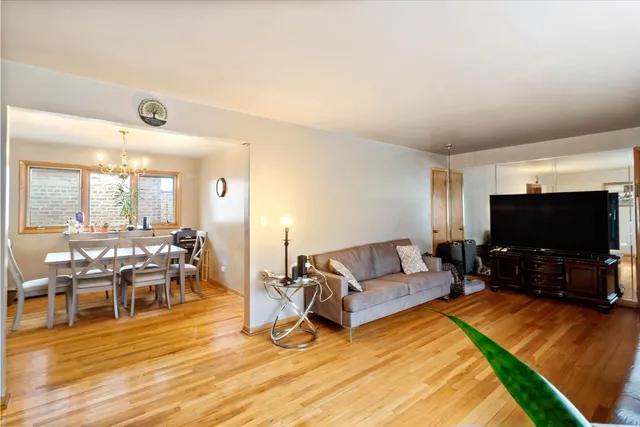 $169,200 | 5121 West Diversey Avenue, Unit 3N, Chicago, IL 60639