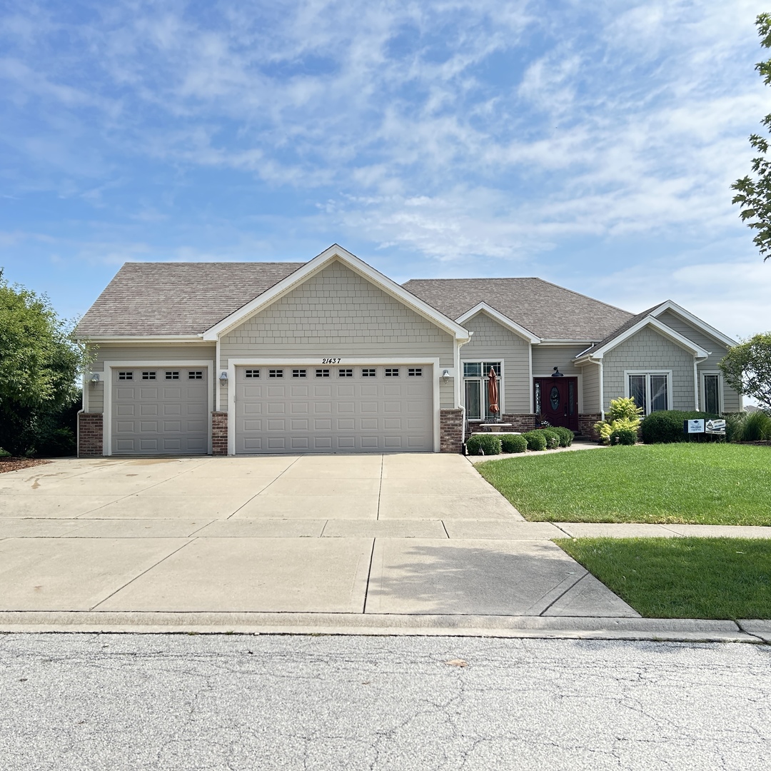 21437 Breton Road Frankfort, IL 60423 - Photo 1 of 41 Gallery Image 1
