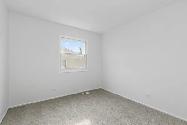 $224,900 | 328 David Court, Bartlett, IL 60103