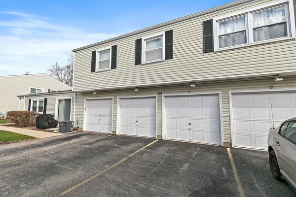 $224,900 | 328 David Court, Bartlett, IL 60103