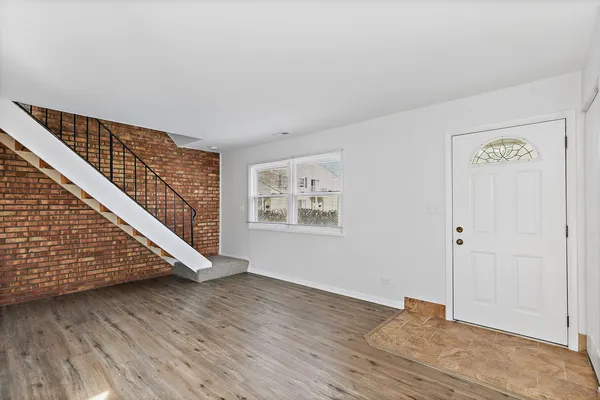 $224,900 | 328 David Court, Bartlett, IL 60103