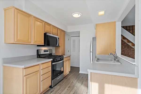 $224,900 | 328 David Court, Bartlett, IL 60103
