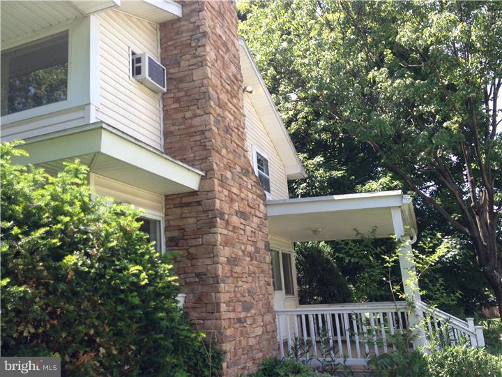 3047 Van Reed Road Reading, PA 19608 - Photo 4 of 9