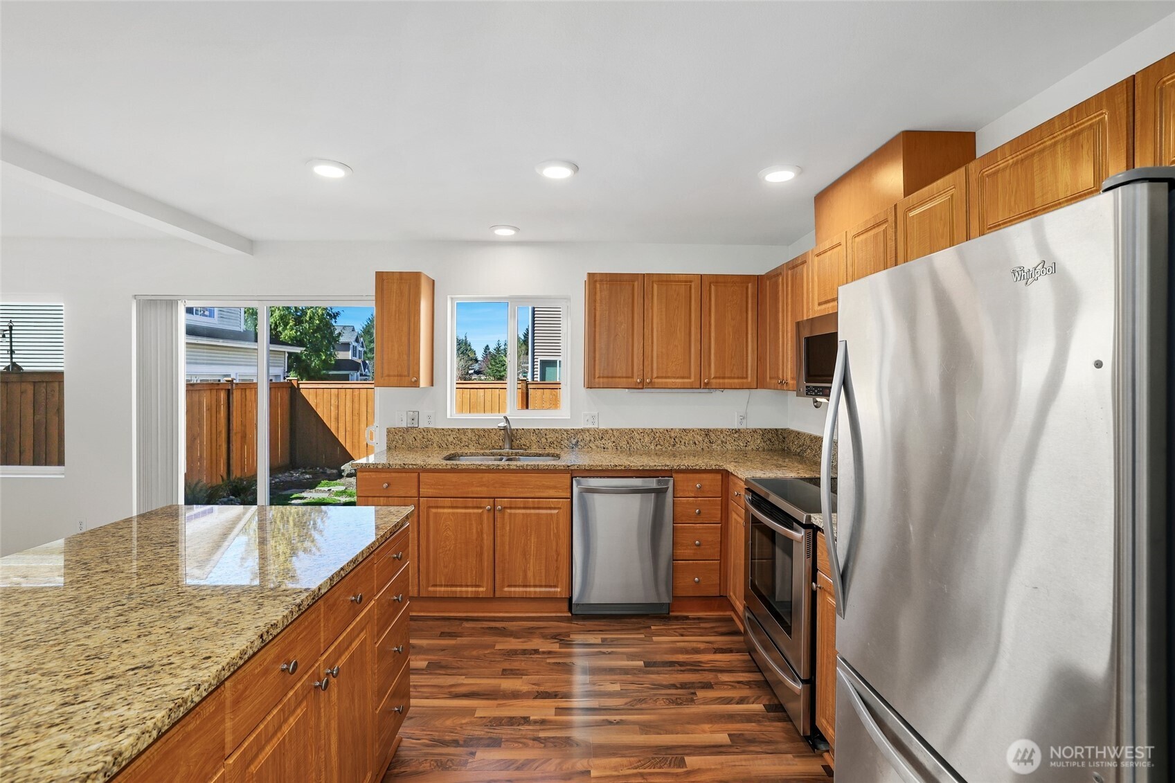 28201 238th Avenue Southeast Maple Valley, WA 98038 - Photo 16 of 38