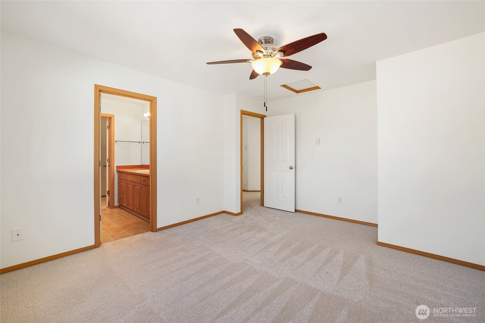 28201 238th Avenue Southeast Maple Valley, WA 98038 - Photo 25 of 38