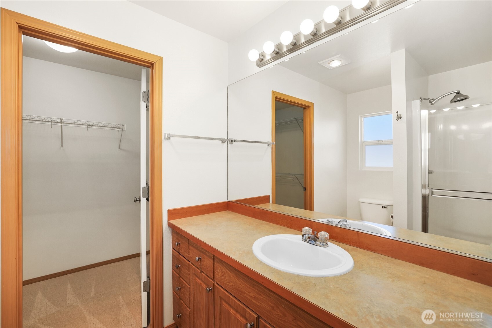 28201 238th Avenue Southeast Maple Valley, WA 98038 - Photo 26 of 38