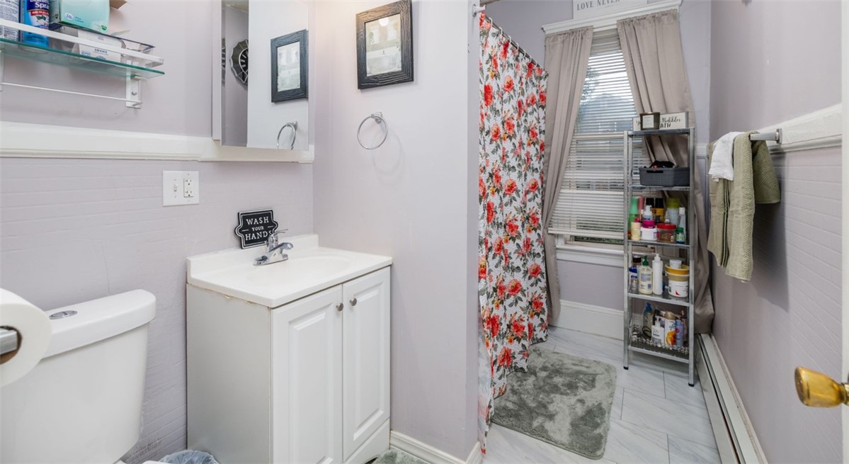628 Cumberland Hill Road Woonsocket, RI 02895 - Photo 12 of 39 Gallery Image 12