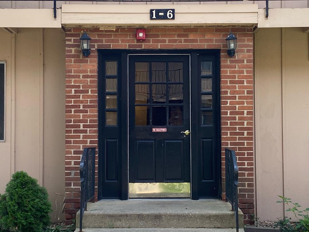 2300 West Algonquin Road, Unit 3 Rolling Meadows, IL 60008 - Photo 1 of 10