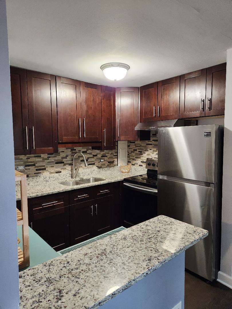 2300 West Algonquin Road, Unit 3 Rolling Meadows, IL 60008 - Photo 2 of 10