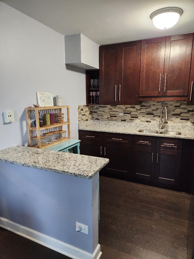2300 West Algonquin Road, Unit 3 Rolling Meadows, IL 60008 - Photo 4 of 10