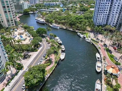 $425,000 | 520 Southeast 5th Avenue, Unit 2605, Fort Lauderdale, FL 33301
