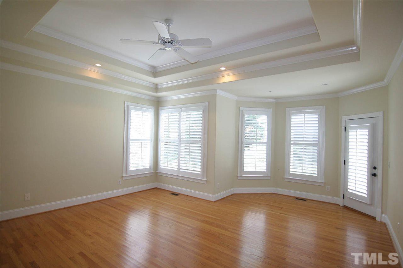 4601 Whitmire Place Raleigh, NC 27612 - Photo 11 of 25