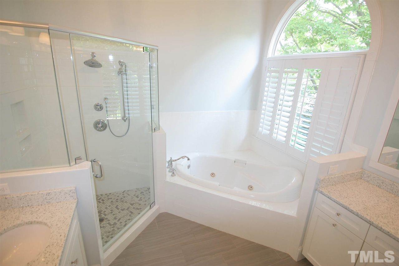 4601 Whitmire Place Raleigh, NC 27612 - Photo 13 of 25